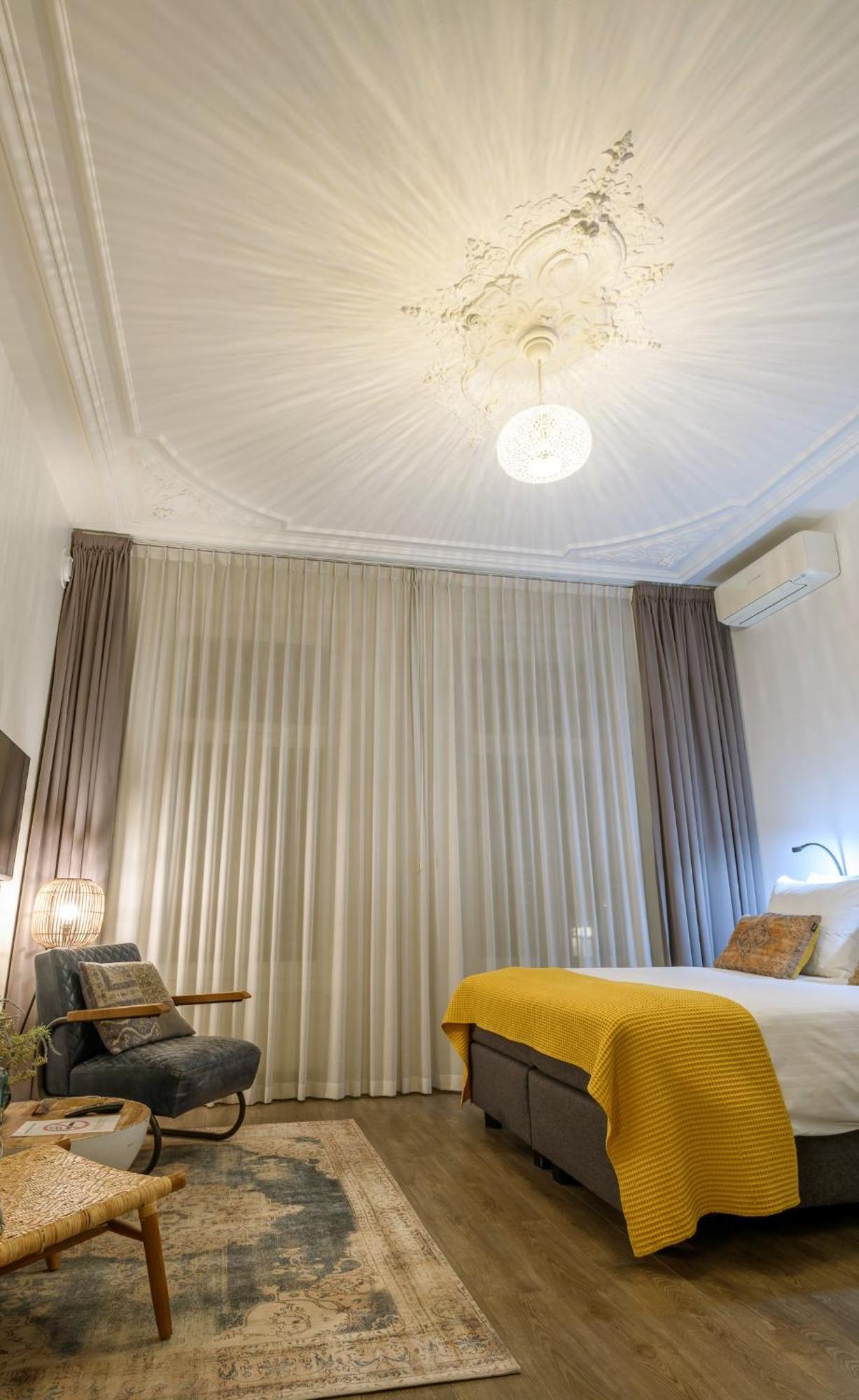 Hotel Oranjestaete Неймеген Экстерьер фото